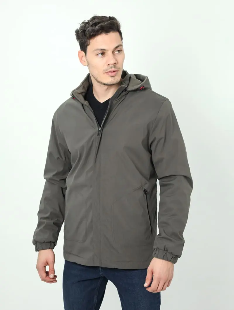 Blouson zippé à capuche